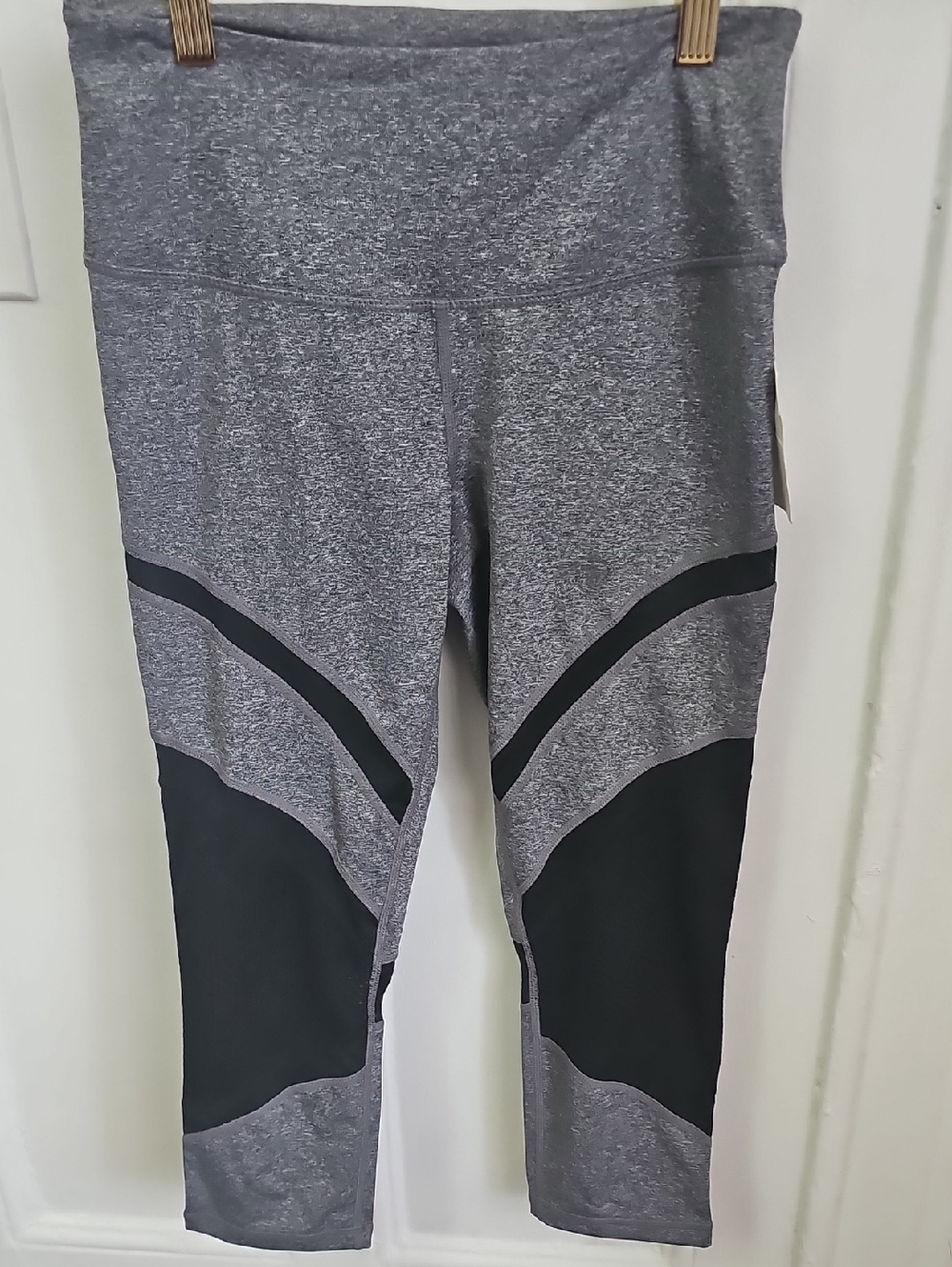 Zella Gray and Black Athletic Leggings
